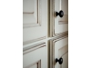 white_cabinet_detail_2
